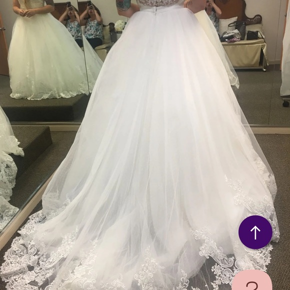 ALLURE WEDDING DRESS NWT - Picture 5 of 10